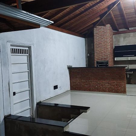 הוילה Olímpia Casa Para Temporada 900 Metros Do Termas Dos Laranjais מראה חיצוני תמונה