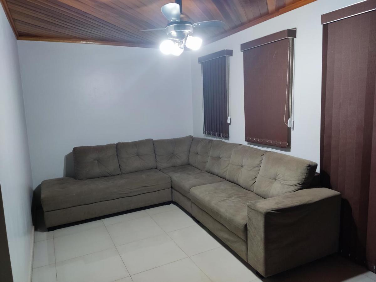 הוילה Olímpia Casa Para Temporada 900 Metros Do Termas Dos Laranjais מראה חיצוני תמונה